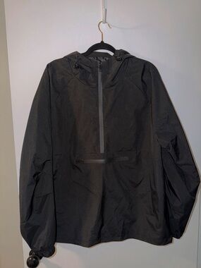 Men’s XL Black Half Zip Windbreaker